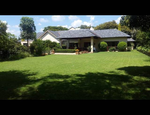 5 BEDROOM PROPERTY TO RENT IN BRYANSTON